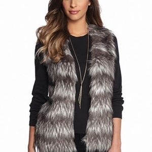 New Directions faux fur Gray Brown sweater vest sz L NWT